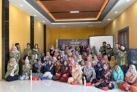Foto bersama usai pelatihan/dok.bicarasurabaya.com