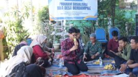 Sejumlah dosen Ilmu Komunikasi UPN Veteran Jawa Timur saat memberikan pelatihan/dok.bicarasurabaya.com