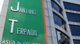 Kerugian akibat kebakaran lantai 5 di Gedung Pusat Pelayanan Jantung Terpadu (PPJT) RSUD Dr Soetomo mencapai Rp 10. Miliar. (Foto: dok Bicarasurabaya)
