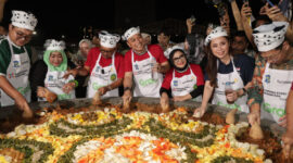 Festival rujak uleg yang digelar Pemkot Surabaya/dok.bicarasurabaya.com