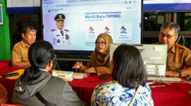 Surabaya memperketat validasi Kartu Keluarga saat proses Sistem Penerimaan Murid Baru (SPMB) mengantisipasi kecurangan. (Foto: dok Diskominfo Surabaya)