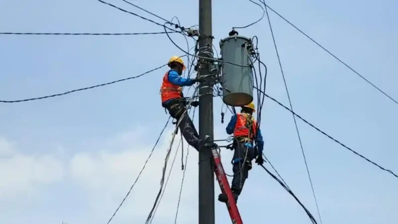 Pemadaman listrik bergilir di Surabaya tetap berlanjut. Kini beberapa wilayah akan terdampak hingga proses pemadaman 4,5 jam kedepan. (Foto: Ist)