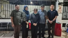 Satgas Siri Kejaksaan Agung bersama Tim Tangkap Buron (Tabur) Kejaksaan Tinggi Jawa Timur dan Kejaksaan Negeri Surabaya berhasil menangkap buron 14 tahun kasus penggelapan di kawasan Perumahan Elit Kertajaya, Surabaya. (Foto: Istimewa)