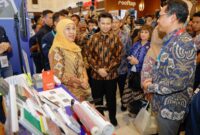 Khofifah Dorong SDM Konstruksi Adaptif Teknologi. (Foto: Humas Pemprov Jatim)