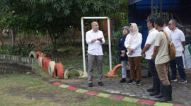 Eri Temukan Wahana Rusak, Romokalisari Akan Ditata Ulang. (Foto: Diskominfo)