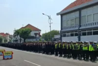 1.800 petugas gabungan lebih dikerahkan untuk mengamankan aksi demo pesilat di Surabaya. (Foto: Istimewa)