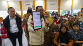 Kunjungan Badan Komunikasi Pemerintah Evaluasi Perlinsos. (foto: dok Diskominfo Surabaya)
