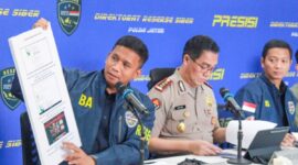 Polda Jatim Ungkap Peretasan Website Sekolah Dipakai Judi Online. (Foto: Muhammad/bicarasurabaya.com)