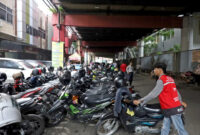 Kondisi kantung parkir di Jalan Tanjung Anom di sekitar kawasan Tunjungan. (Foto: dok bicarasurabaya.com)