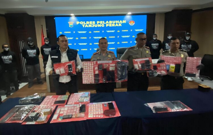 Operasi Tumpas Narkoba, Polres Tanjung Perak Amankan 1,01 Kg Sabu. (Foto: Ist)
