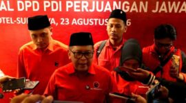 Risma-Eri Cahyadi-Achmad Fauzi Disebut dalam Bursa Pilgub Jatim 2029. (Foto: Ist)