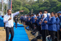 Eri Cahyadi Minta Mahasiswa ITS Tak Cuma Jago Teknologi. (Foto: Diskominfo Surabaya)