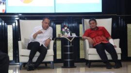 Eri Dorong PAM Gandeng Investor, Air Bersih Harus Merata. (Foto: dok Diskominfo Surabaya)