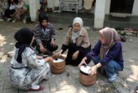 Hidroponik yang dibuat oleh para mahasiswi/dok.bicarasurabaya.com