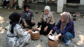 Hidroponik yang dibuat oleh para mahasiswi/dok.bicarasurabaya.com