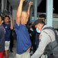 Petugas gabungan melakukan penggeledahan di Lapas Klas IIB Pasuruan. (Foto: dok Lapas IIB Pasuruan)