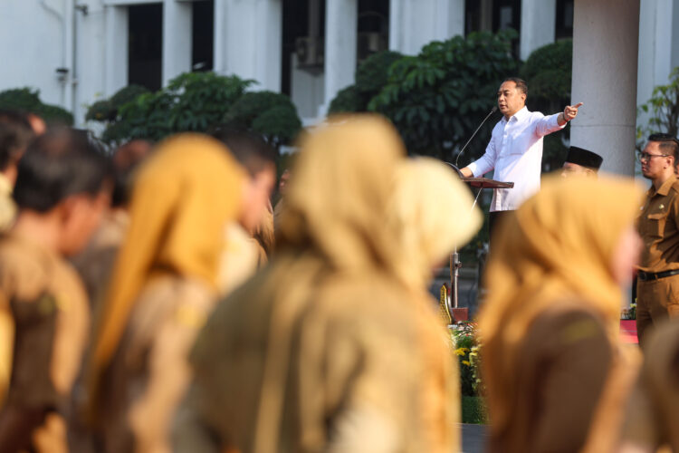 Eri Minta Data Bansos Surabaya Dicek Ulang, Tak Lagi Andalkan Desil. (Foto: dok bicarasurabaya.com)