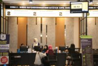 Ilustrasi pelayanan Disdukcapil Surabaya (Foto: dok bicarasurabaya.com)