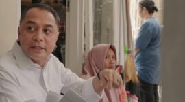 Wali Kota Eri saat melakukan sidak penampungan Perusahaan penyalur ART. Foto: Diskominfo Suabaya)