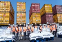 15 Kontainer di Tanjung Perak Dilaporkan Amonium Klorida, Ternyata Berisi Beras-Garam. (Foto: Ist)