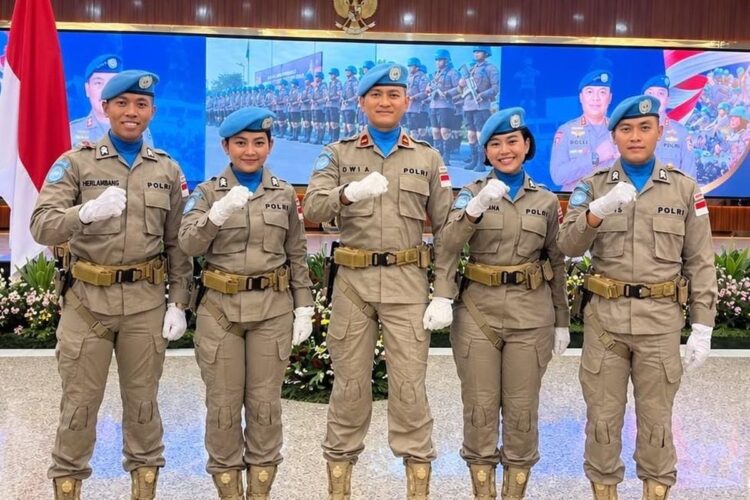 5 Anggota Polda Jatim ikut menjadi Tentara Perdamaian di Afrika Tengah. (Foto: Humas Polda Jatim)