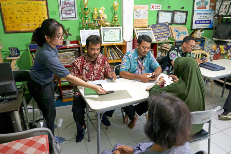 ASN Surabaya Bakal Hadir di Balai RW, Persoalan Warga Ditangani dari Lingkungan