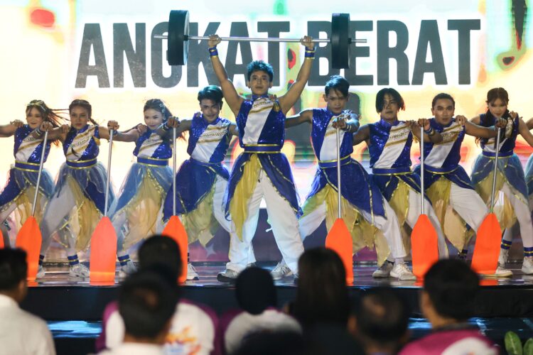 Cabang olahraga angkat berat/dok.Diskominfo Surabaya