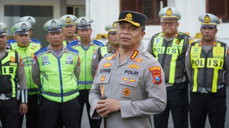 Polrestabes Surabaya Kembali Terapkan Tilang Manual, Pungli Dipastikan Ditindak