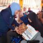 Bansos Rp9,87 Miliar Disalurkan ke Warga Magetan. (Foto: Humas Pemprov Jatim)