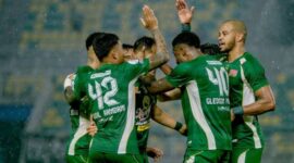 Persebaya Vs Madura United 3-1, Dua Gol di Injury Time Jadi Penentu. (Foto: @officialpersebaya)